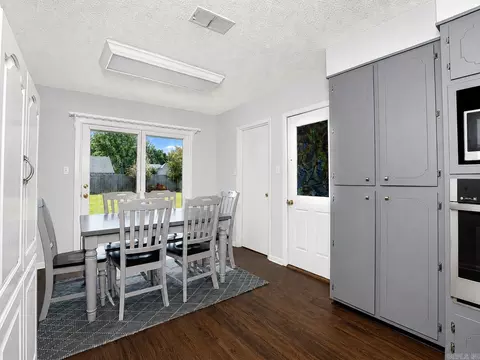 Dining - 7407 S Beech, Pine Bluff, AR 71603 photo 1 of 4