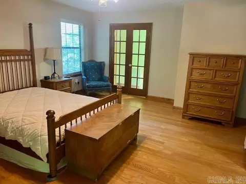 Bedroom - 21 Mountain View Rd, Conway, AR 72034 photo 3 of 4