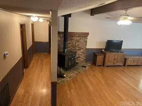 Entry Way - 21 Mountain View Rd, Conway, AR 72034 photo 1 of 5