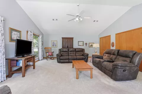Living - 3 Tpm Ln, Conway, AR 72032 photo 4 of 4