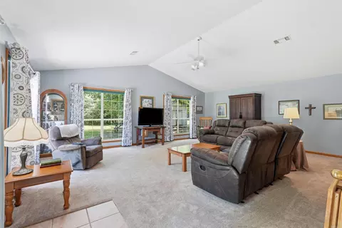 Living - 3 Tpm Ln, Conway, AR 72032 photo 1 of 4