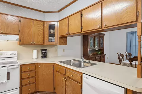 Kitchen - 3 Tpm Ln, Conway, AR 72032 photo 7 of 8