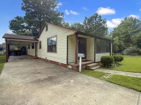 Exterior - 1019 Clardy St, Malvern, AR 72104 photo 2 of 4