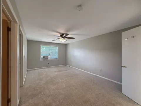 Bedroom - 1019 Clardy St, Malvern, AR 72104 photo 7 of 8