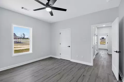 Bedroom - 1112 Duke Dr, Bauxite, AR 72011 photo 7 of 7