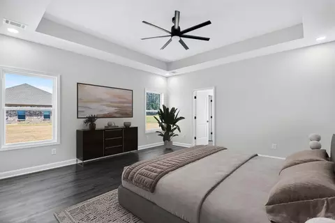 Bedroom - 1112 Duke Dr, Bauxite, AR 72011 photo 3 of 7