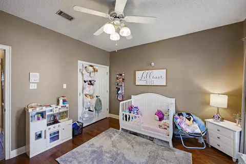 Bedroom - 820 Mallard Ln, Conway, AR 72034 photo 8 of 8
