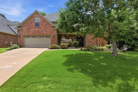 10 Epernay Cir, Little Rock, AR 72223