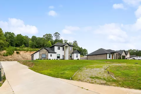 Exterior - 8937 Wingate Dr, Benton, AR 72019 photo 6 of 10