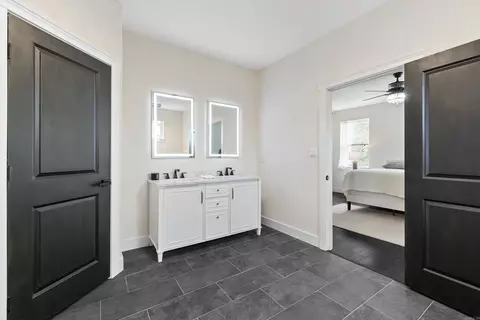 Entry Way - 8937 Wingate Dr, Benton, AR 72019 photo 4 of 5