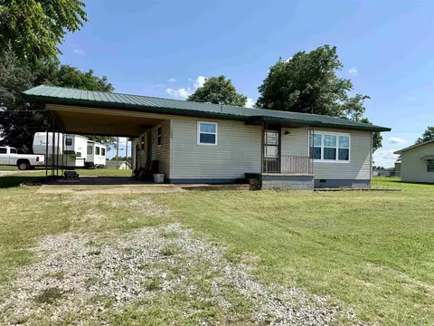 1295 W Main St, Cotter, AR 72626 photo 2