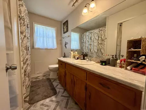 1295 W Main St, Cotter, AR 72626 photo 12