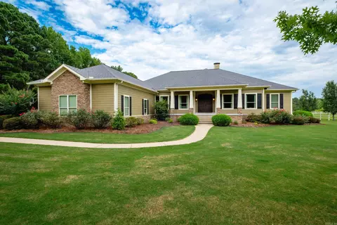 10225 Barrett Rd, Roland, AR 72135