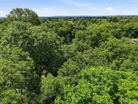 View/Area - 1614 Mill St, Conway, AR 72034 photo 6 of 7