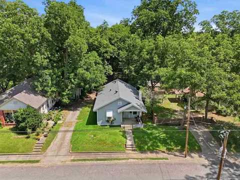 View/Area - 1614 Mill St, Conway, AR 72034 photo 2 of 7
