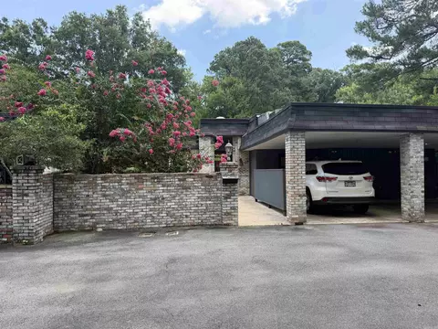 19 Westridge Dr, Pine Bluff, AR 71603 photo 2