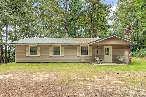 Exterior - 127 Rusk Ln, De Queen, AR 71832 photo 2 of 7