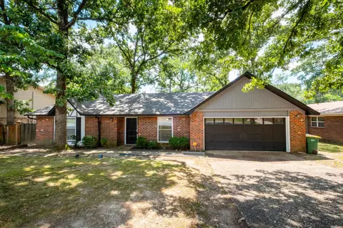 609 Beaconsfield Rd, Sherwood, AR 72120