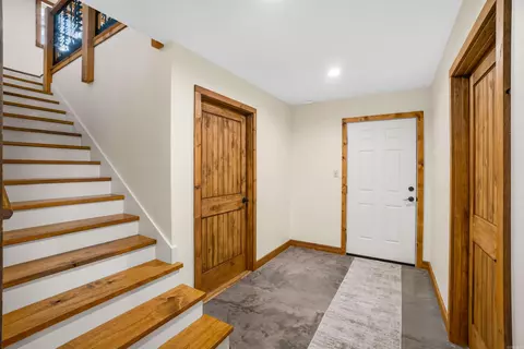 Entry Way - 239 Buckeye Ln, Quitman, AR 72131 photo 2 of 3