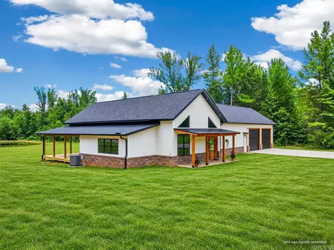 239 Buckeye Ln, Quitman, AR 72131