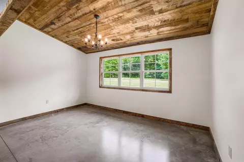 Dining - 239 Buckeye Ln, Quitman, AR 72131 photo 1 of 1