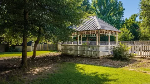 Exterior - 2750 Nutters Chapel Rd, Conway, AR 72034 photo 10 of 10