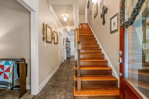 Entry Way - 2750 Nutters Chapel Rd, Conway, AR 72034 photo 3 of 5