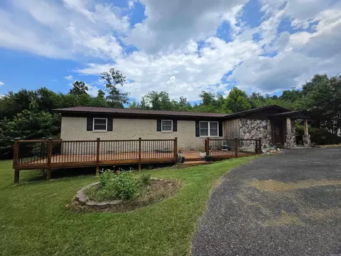 906 Surrey Rd, Hot Springs, AR 71909
