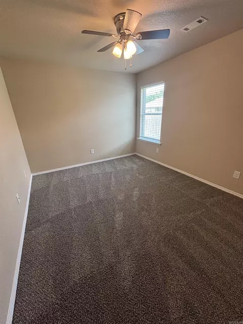 Bedroom - 6316 Lena Dr, Alexander, AR 72002 photo 4 of 7