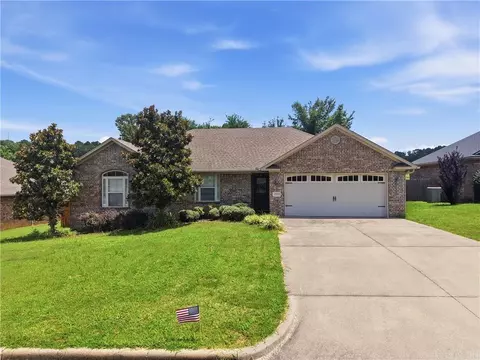 3958 Hemlock, Russellville, AR 72802