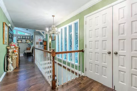 Entry Way - 1620 Brookview, Benton, AR 72015 photo 1 of 4