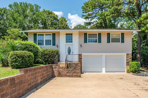115 Brandiles Ln, Hot Springs, AR 71913