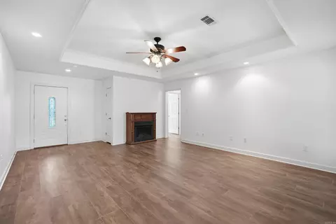 Living - 6 Cedar Knolls Loop, Greenbrier, AR 72058 photo 3 of 3