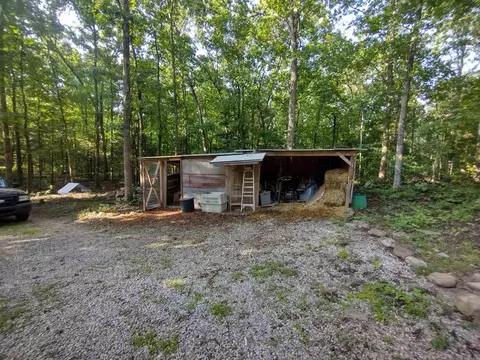 Exterior - 531 Flat Rock Rd, Mountain View, AR 72560 photo 9 of 16