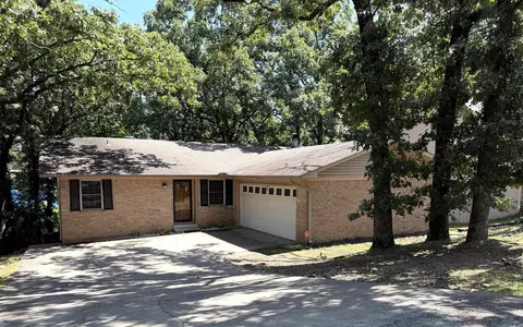 821 Silver Hill Rd, North Little Rock, AR 72118