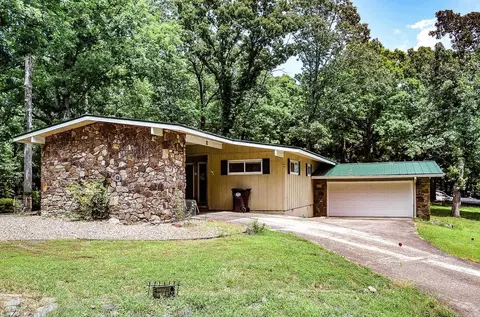 2 Telde Cir, Hot Springs Village, AR 71909