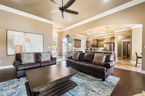 Living - 3211 Robbins Dr, Bryant, AR 72022 photo 3 of 3