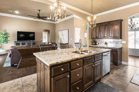 Kitchen - 3211 Robbins Dr, Bryant, AR 72022 photo 3 of 5