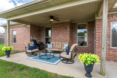 Exterior - 3211 Robbins Dr, Bryant, AR 72022 photo 3 of 8