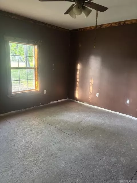Bedroom - 107 S South Cir, Plainview, AR 72857 photo 2 of 2