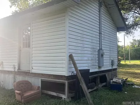 Exterior - 107 S South Cir, Plainview, AR 72857 photo 1 of 1