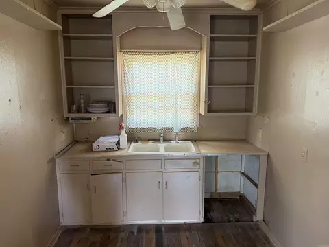 1404 W 23rd, Pine Bluff, AR 71603 photo 9
