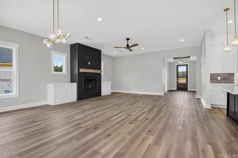 Living - 8009 Creek Rock, Alexander, AR 72002 photo 5 of 6