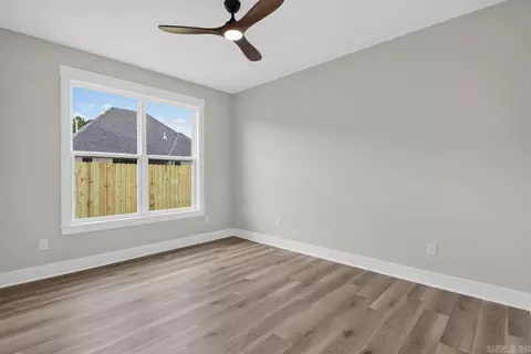 Bedroom - 8009 Creek Rock, Alexander, AR 72002 photo 3 of 4