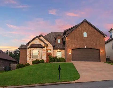 1 Tournay Cir, Little Rock, AR 72223