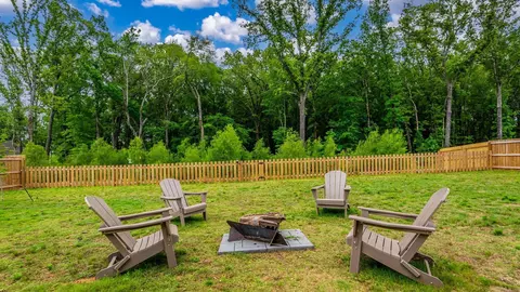 Exterior - 202 Michelle Dr, Beebe, AR 72012 photo 11 of 12