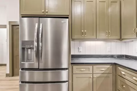 Kitchen - 202 Michelle Dr, Beebe, AR 72012 photo 6 of 7