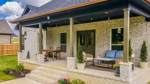 Exterior - 202 Michelle Dr, Beebe, AR 72012 photo 8 of 12