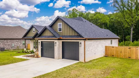 Exterior - 202 Michelle Dr, Beebe, AR 72012 photo 3 of 12