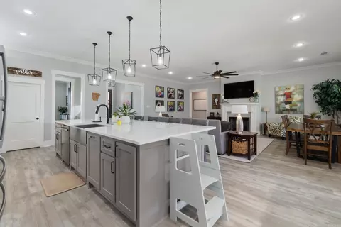 Kitchen - 1715 Lainey Dr, Conway, AR 72034 photo 2 of 8